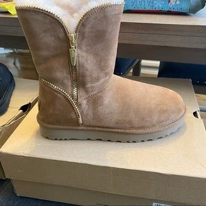Size 9 Uggs
